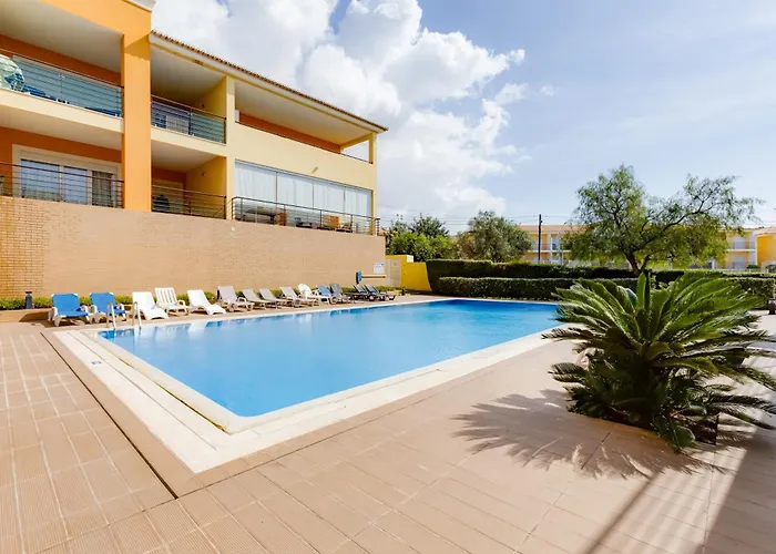 アパート The Village - 6 Com Ac, Garagem E Piscina, A Poucos Min Da Gale