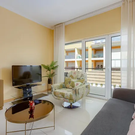 The Village - 6 Com Ac, Garagem E Piscina, A Poucos Min Da Gale 公寓 *