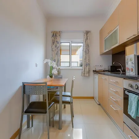 The Village - 6 Com Ac, Garagem E Piscina, A Poucos Min Da Gale 公寓