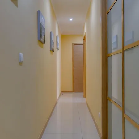 Apartmán The Village - 6 Com Ac, Garagem E Piscina, A Poucos Min Da Gale *